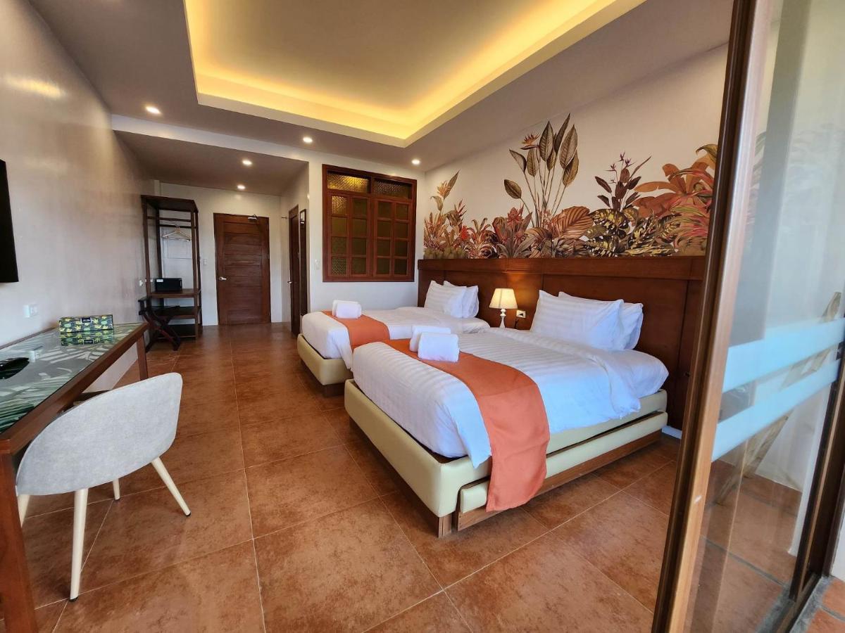 Costa Celine Beach Resort Kinablangan Esterno foto